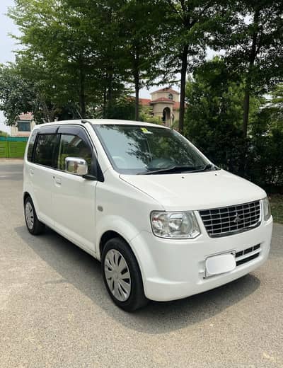Mitsubishi Ek Wagon 2012