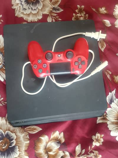 PS4 Slim+original controller  10/9 condition