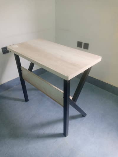 Brand New Computer Table for Sale