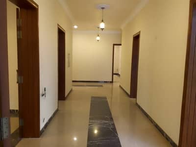 F-10 20 Marla House Up For rent