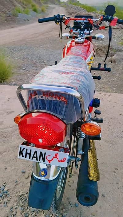 Honda 125 WhatsApp 03326060397