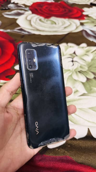 Vivo V17