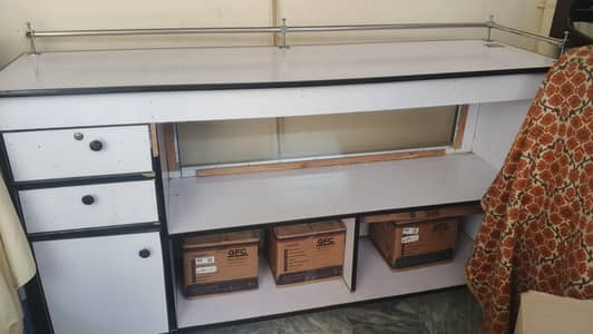 shop counter and box Available for sale Reasonable price