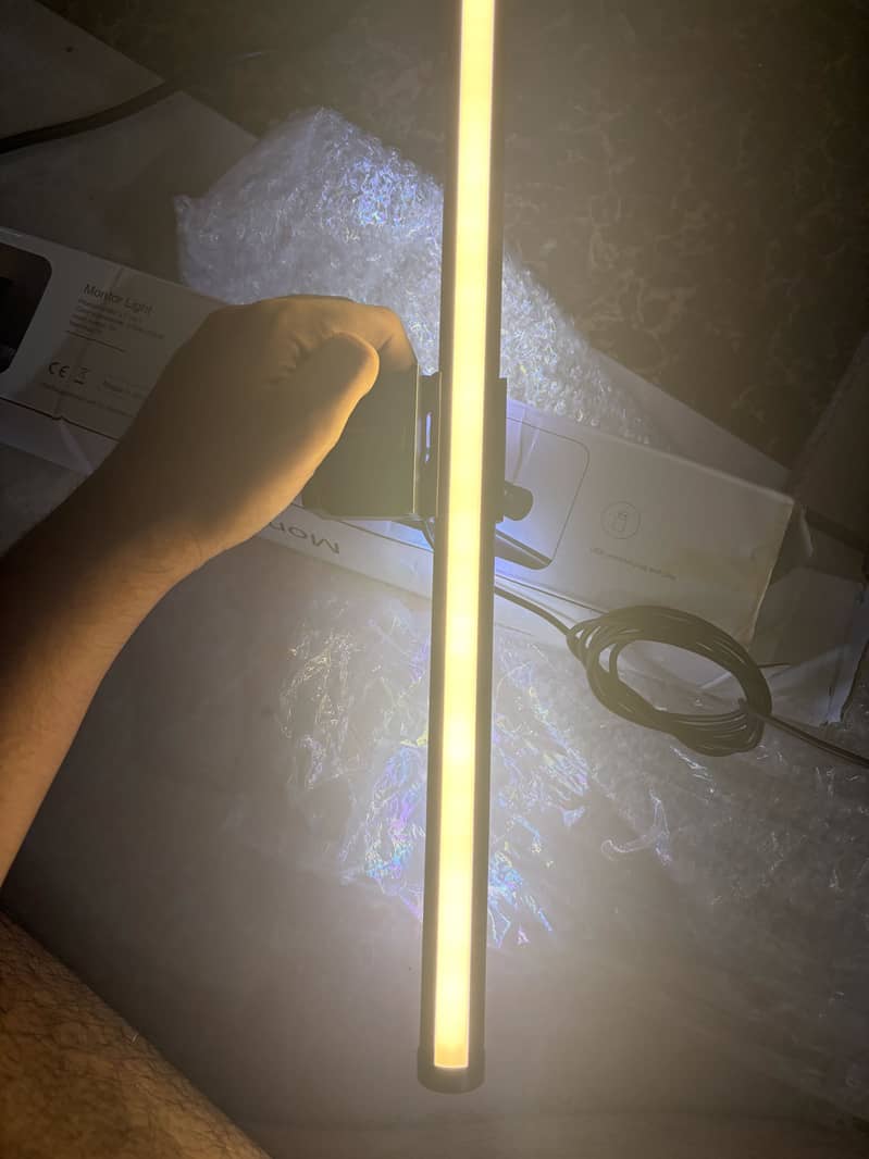 RGB Monitor light bar 6