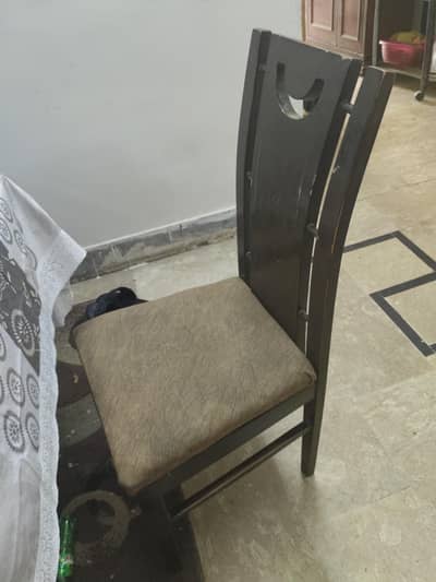 six chair with table