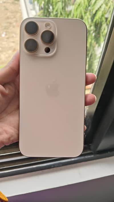 Apple iPhone 16 Pro Max