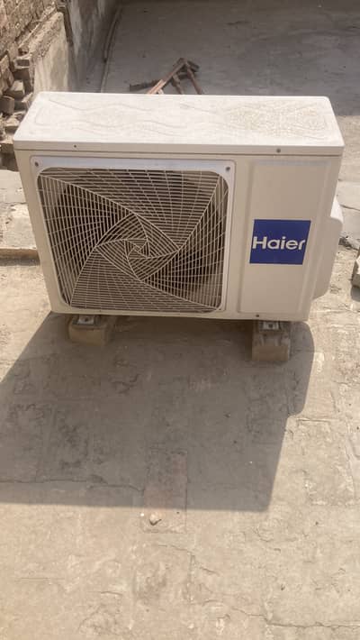 Haier Dc inverter 1.5 ton heat and cool