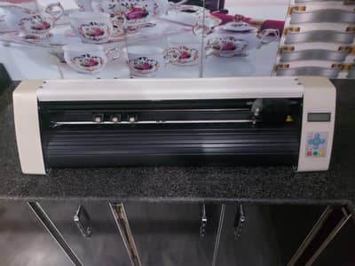 REDSAIL PLOTTER and lcd with pc  for sale  whatapp  number 03714906415