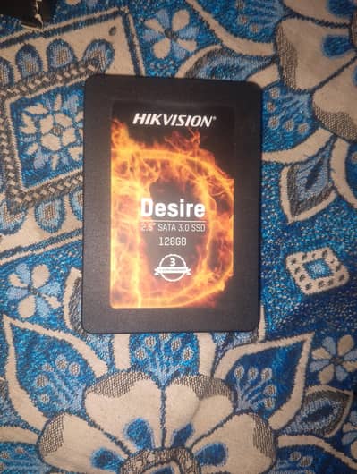 HikVision SSD 128gb