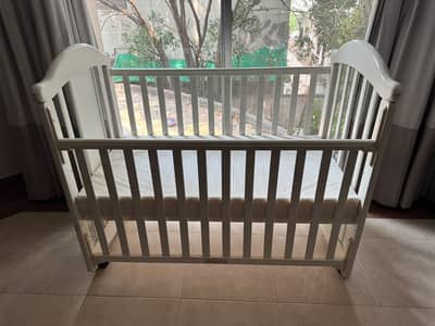 Wooden Baby Cot / Crib with Mattress – White Color | Excellent Conditi