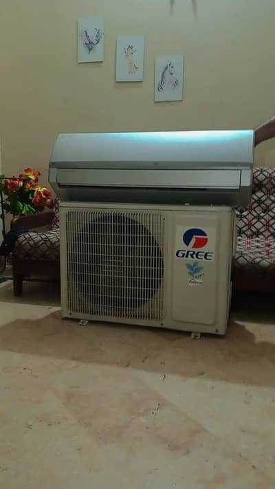 gree  inverter AC 1.5 ton total join in conditio 03354388050n
