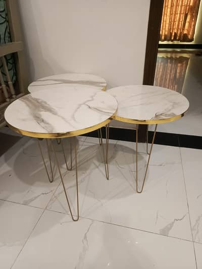 Tables for sale Location DHA Rahbar