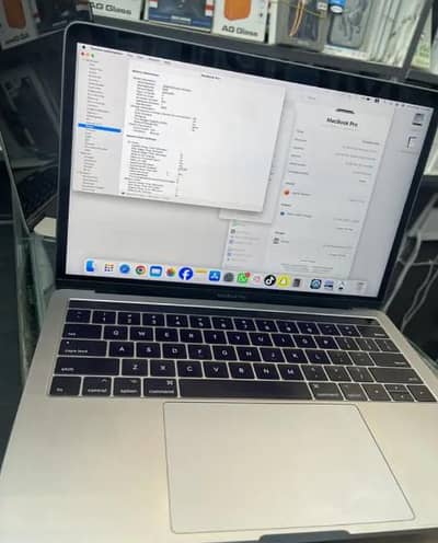 MacBook Pro 2017 | i7 16 GB Ram | 1 TB SSD