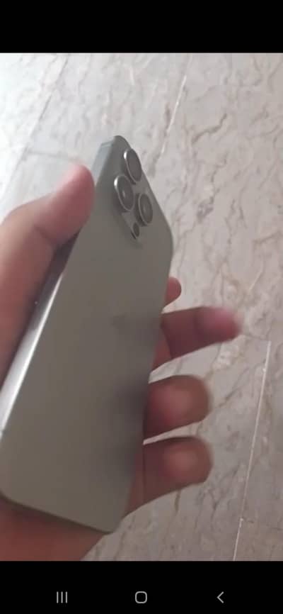 Apple iPhone 15 Pro