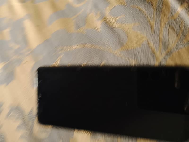 Realme C25 0