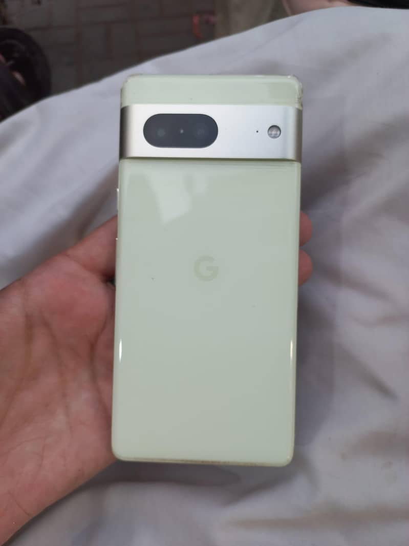 Google Pixel 7 5
