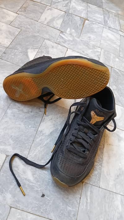 Nike Kobe 10 Mid EXT
