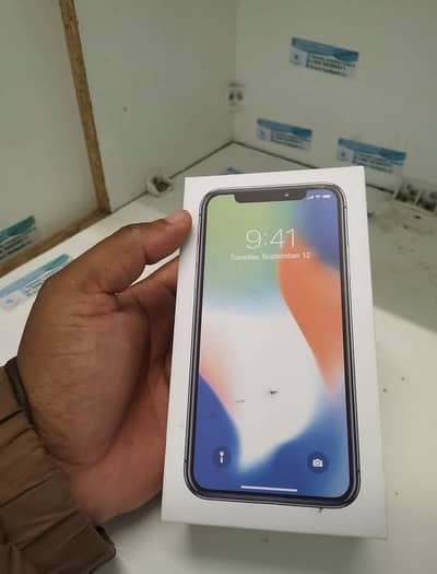 iPhone x 256 GB with box