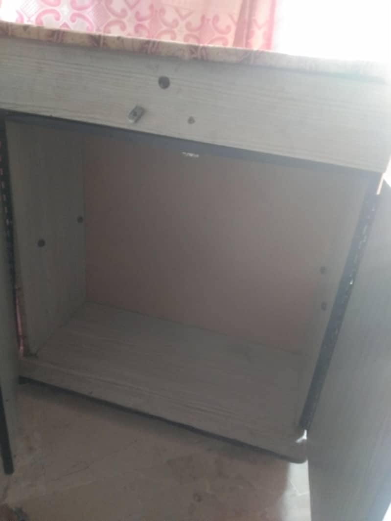 iron table 2
