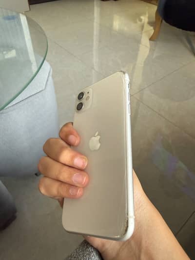 Apple iPhone 11