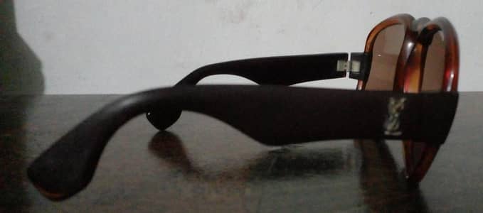 Branded sunglasses Yves Saint Laurent (YSL) for sell