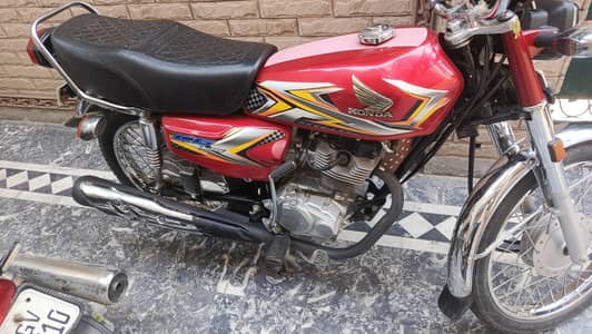 HONDA 125 24/25 Red