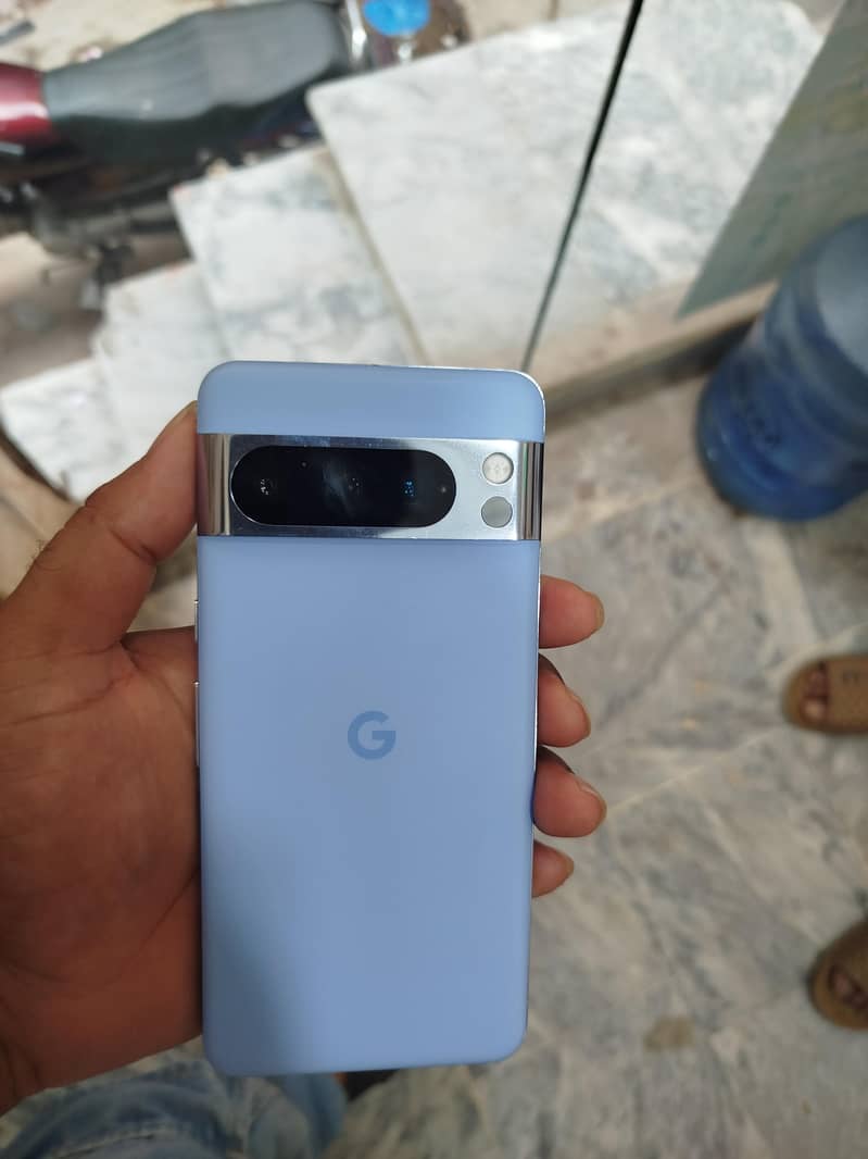 Google Pixel 8 Pro 1