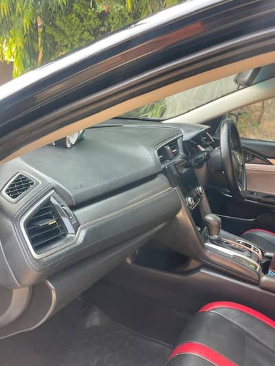 Honda Civic EXi 2017