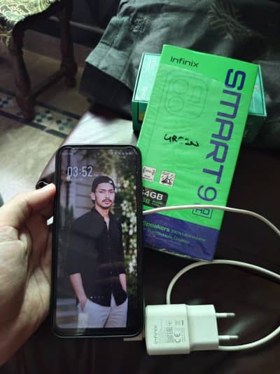 Infinix smart 9 hd (4gb) (64gb)