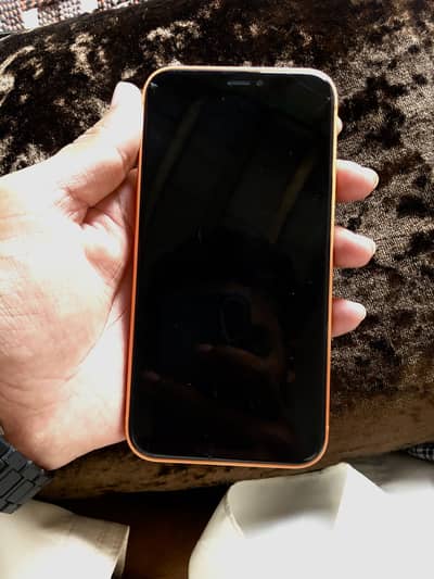 Apple iPhone XR