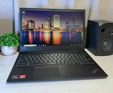 Lenovo Thinkpad E585 Ryzen 5 | 8/256GB  1 GB Dedicated Graphics