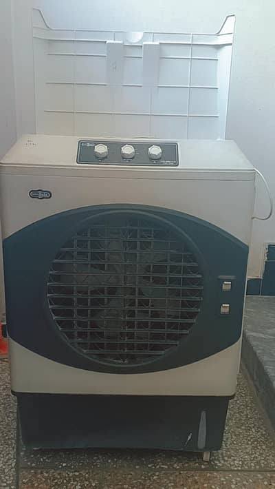 ROOM COOLER