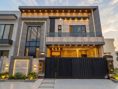 Beautiful Double Heighted House for Sale