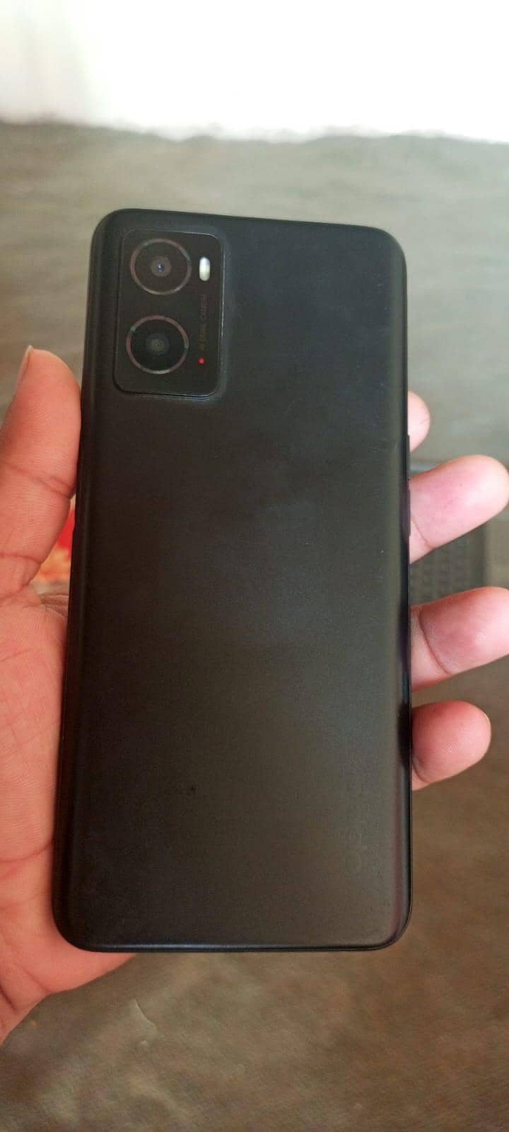 OPPO A76 1