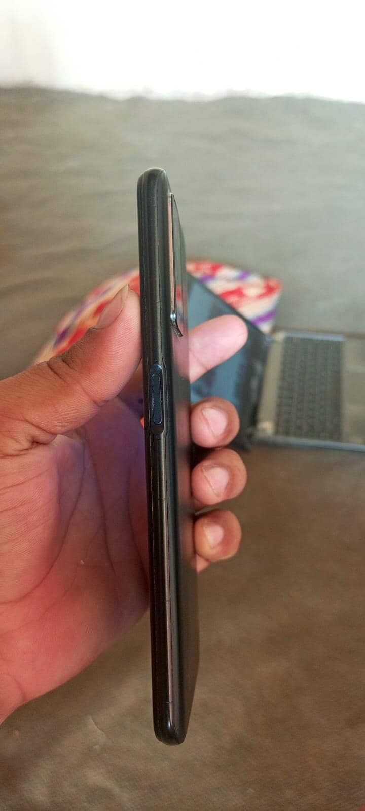 OPPO A76 3