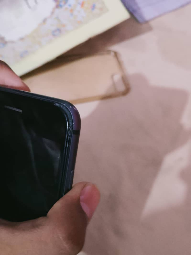 Apple iPhone 8 Plus 3