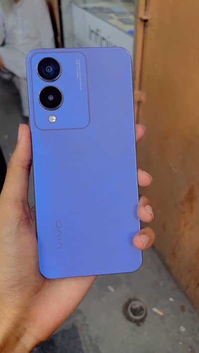 Vivo Y17s