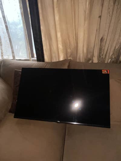 TCL 32" LED TV (Model 32D3400) – Excellent Condition