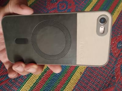 Apple iPhone 7