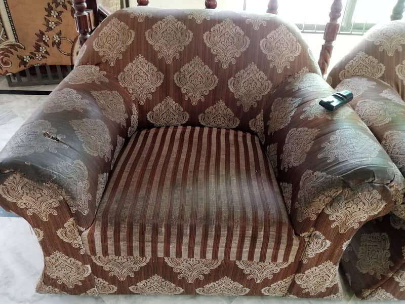 3 Seater Sofaa 1