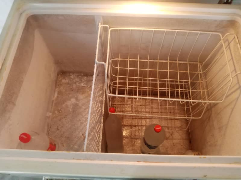 waves deep freezer 4