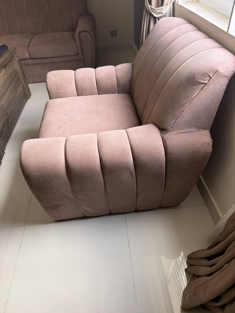 Sofa set 0