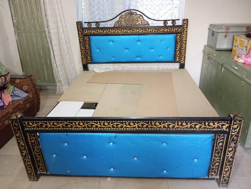 iron bed 3