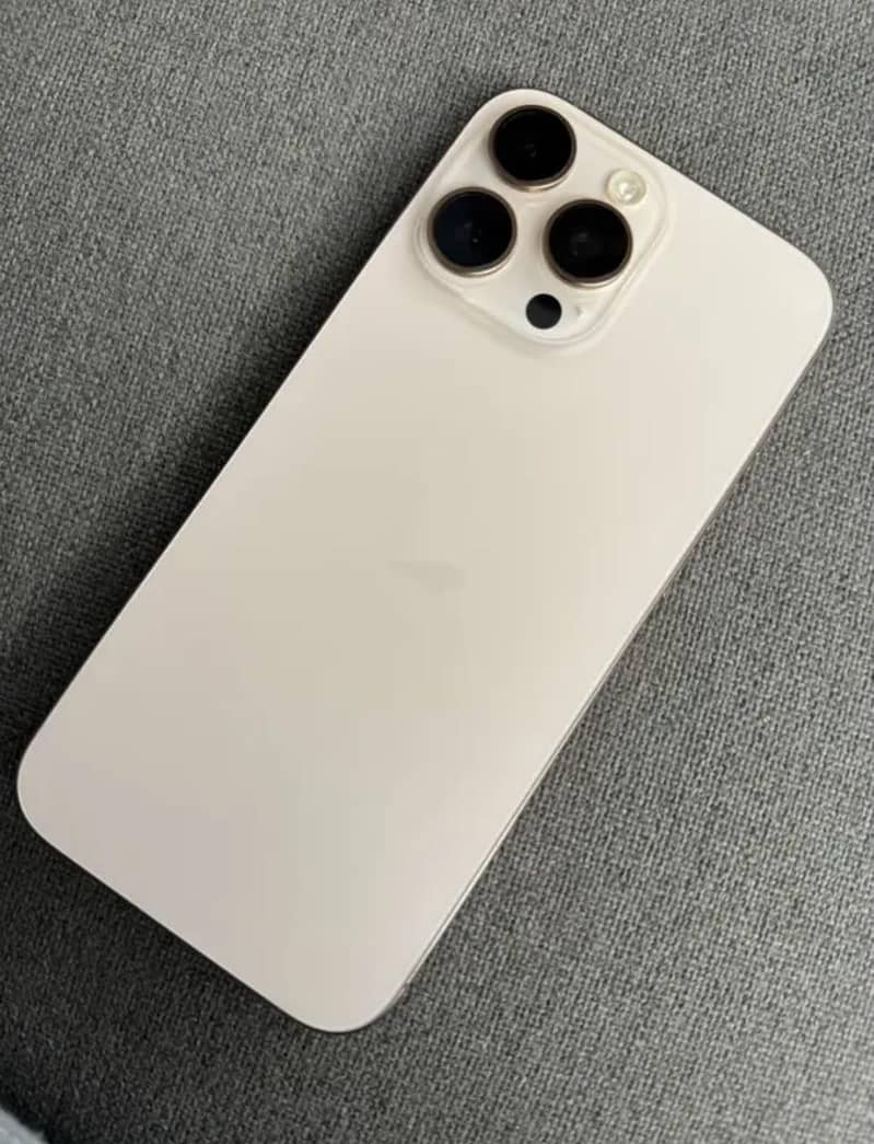 iPhone 16 Pro Max 0