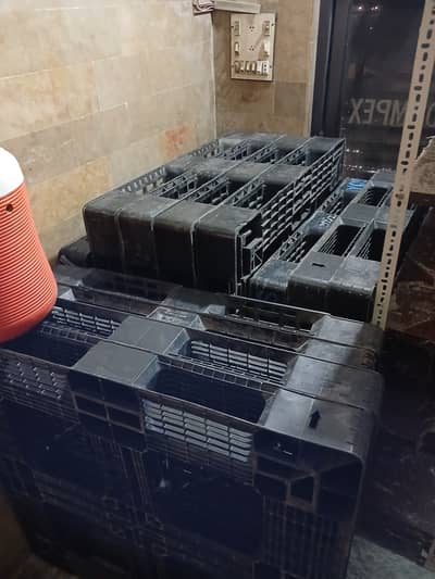Used Plastic Pallets
