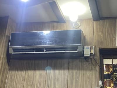 Gree ac 1 ton