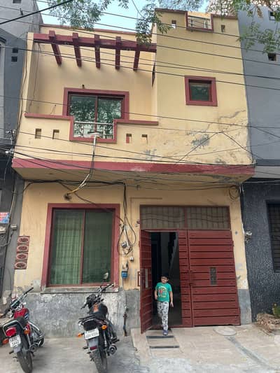 3.5 Marla Beautiful Double Storey House Urgent For Sale Prime Location L block In Sabzazar