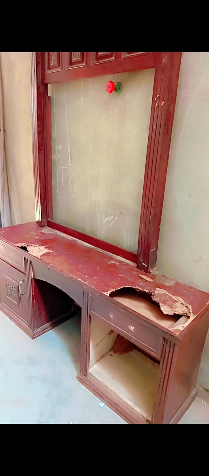 dressing table 0
