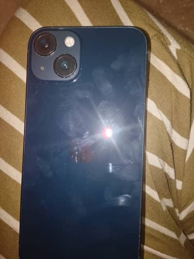 Apple iPhone 13
