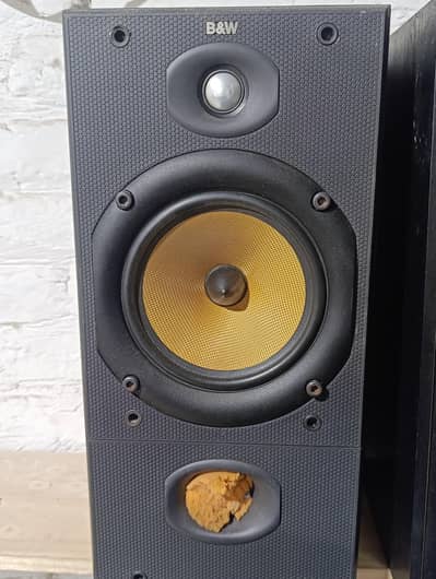 b&w 602 s2 bookshelf speaker Bose JBL klipsch